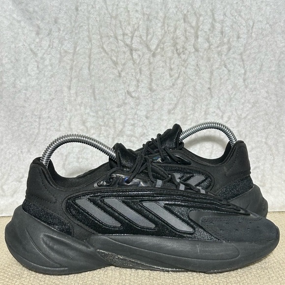 Adidas Originals Mens Ozelia Core Black Carbon Training Sneakers Shoes SZ US 7 - Picture 6 of 11